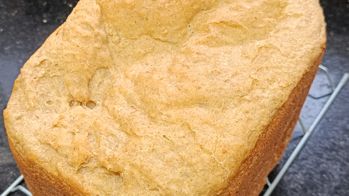 Pão de aveia na máquina de pão