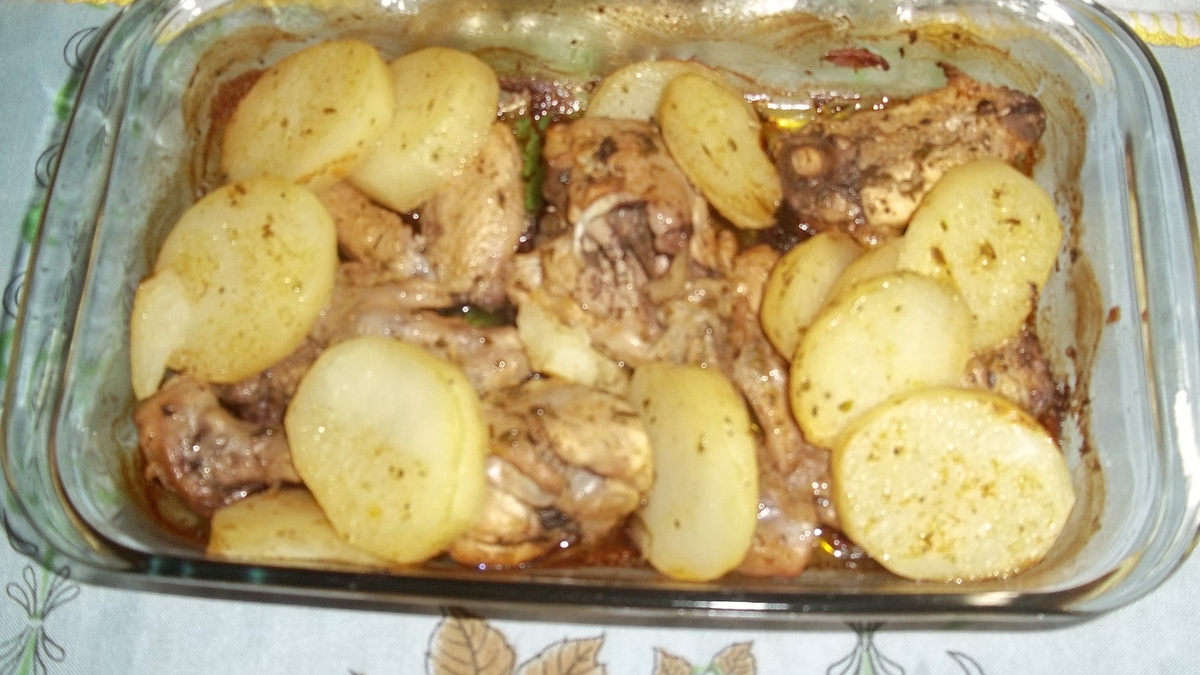 Frango assado com batata