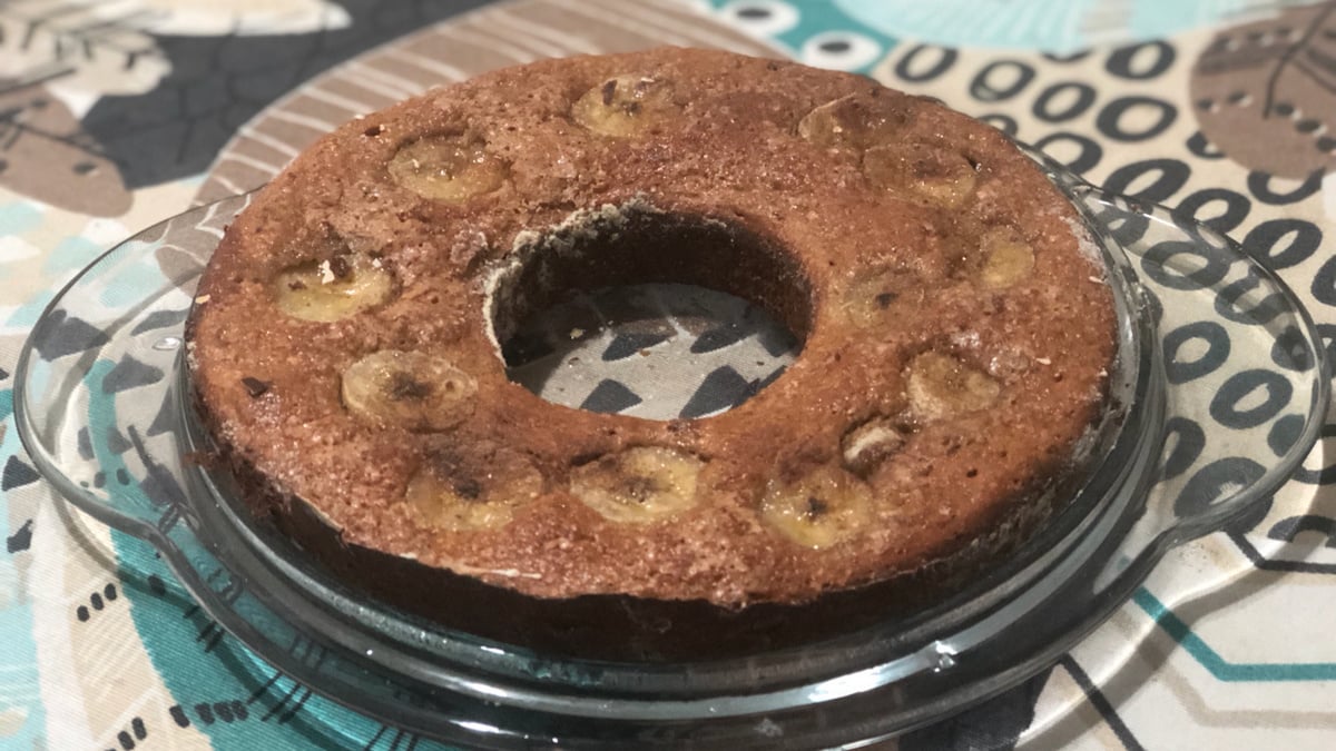 Bolo de banana com ameixa sem farinha