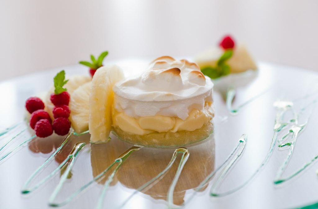 Abacaxi com creme delicioso