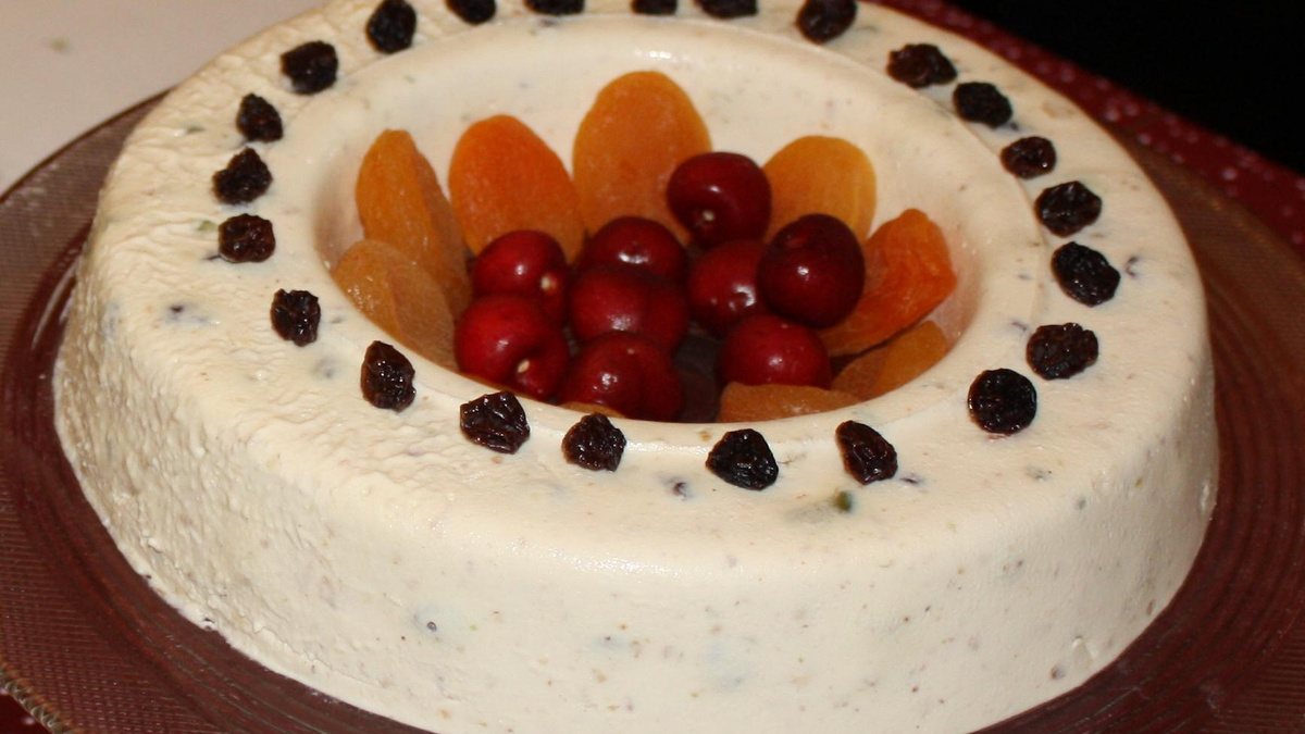 Terrine de queijo e frutas secas
