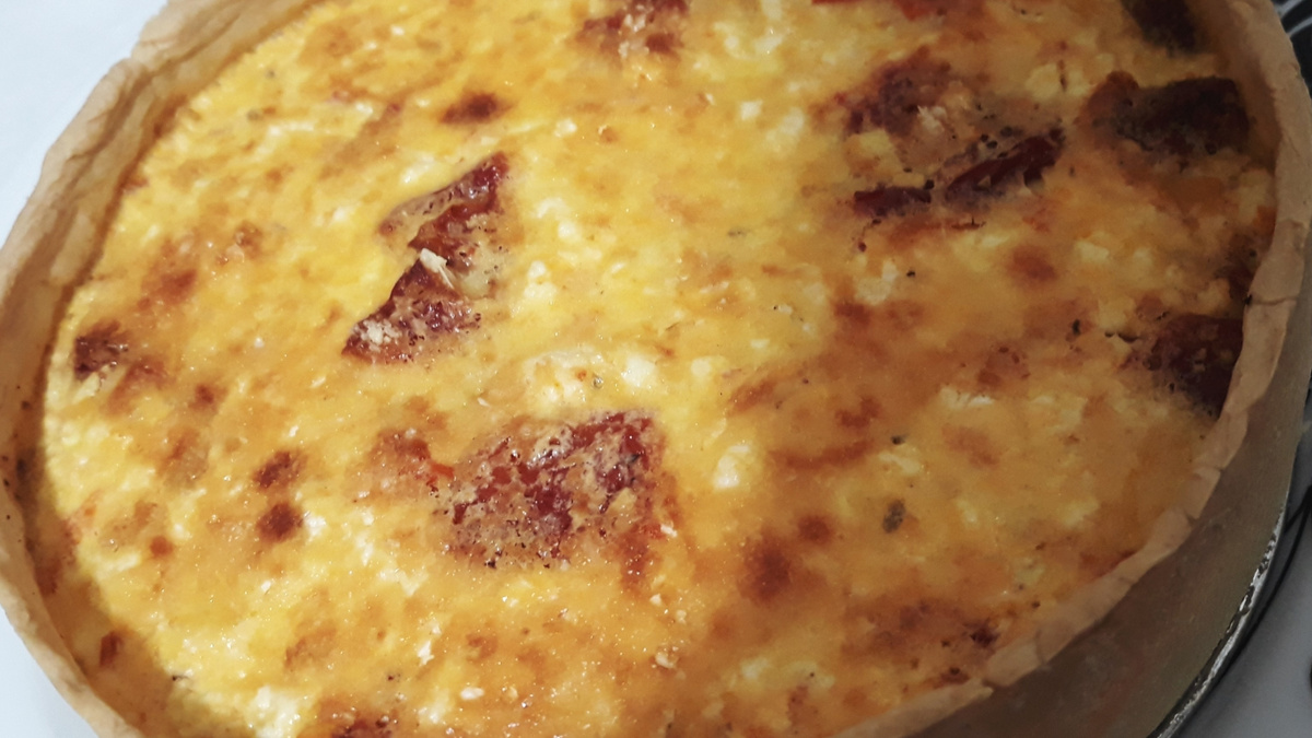 Quiche de ricota com tomate seco
