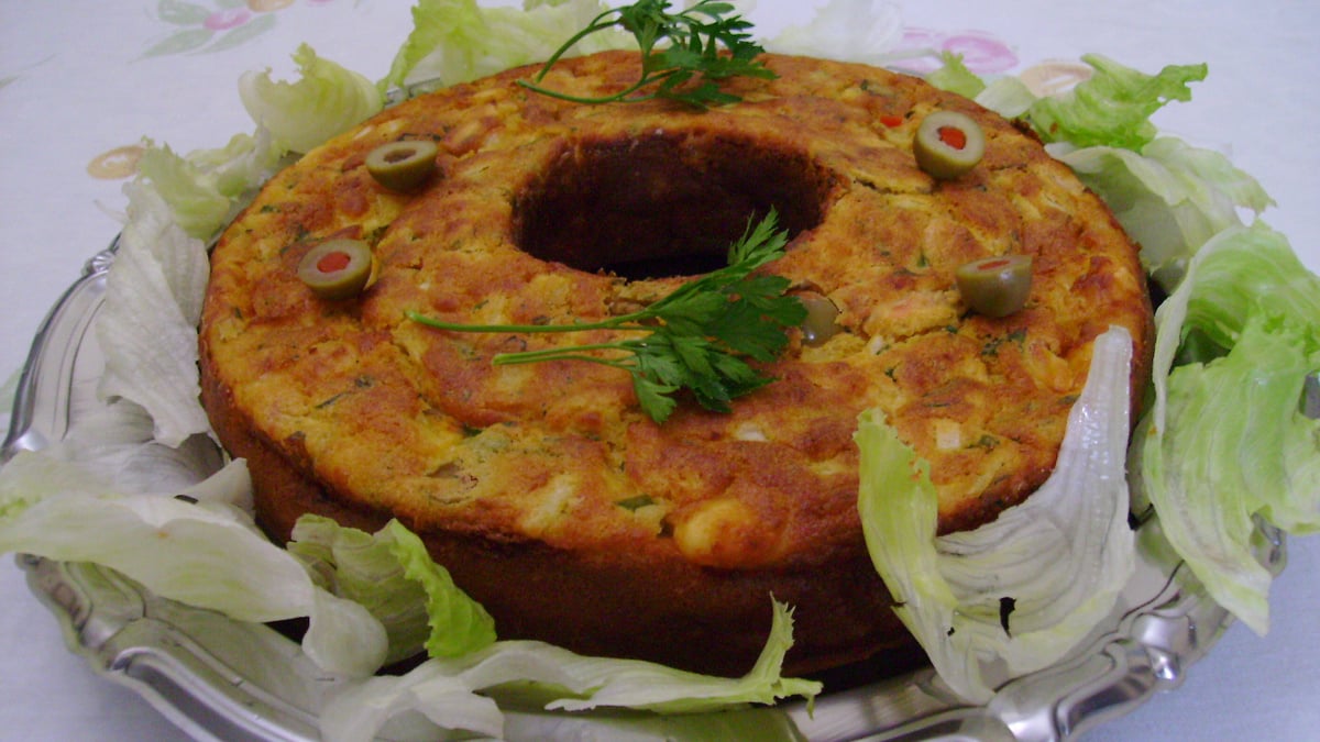 Bolo salgado de queijo