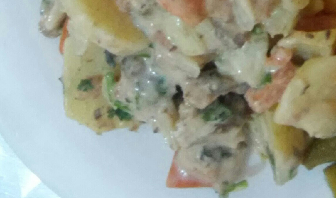 Salada de batata com sardinha em lata