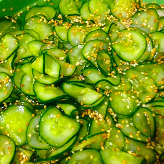 Sunomono (salada de pepinos)