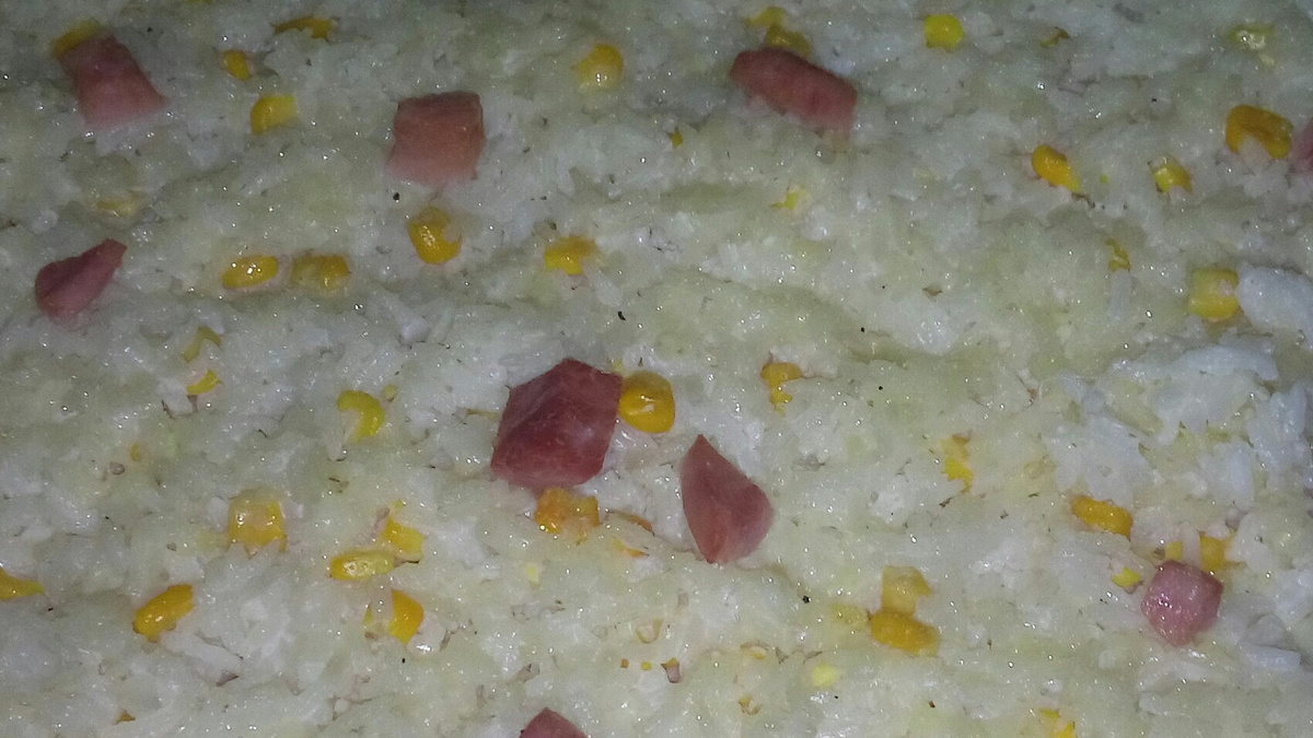 Arroz de forno com queijo