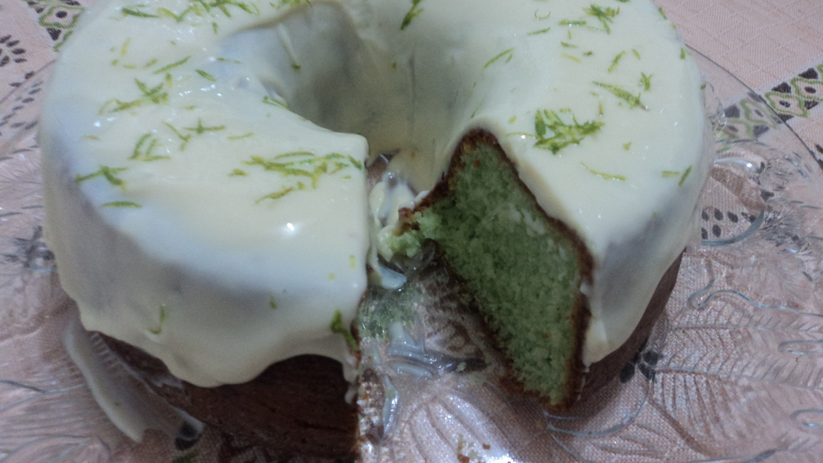 Bolo de limão