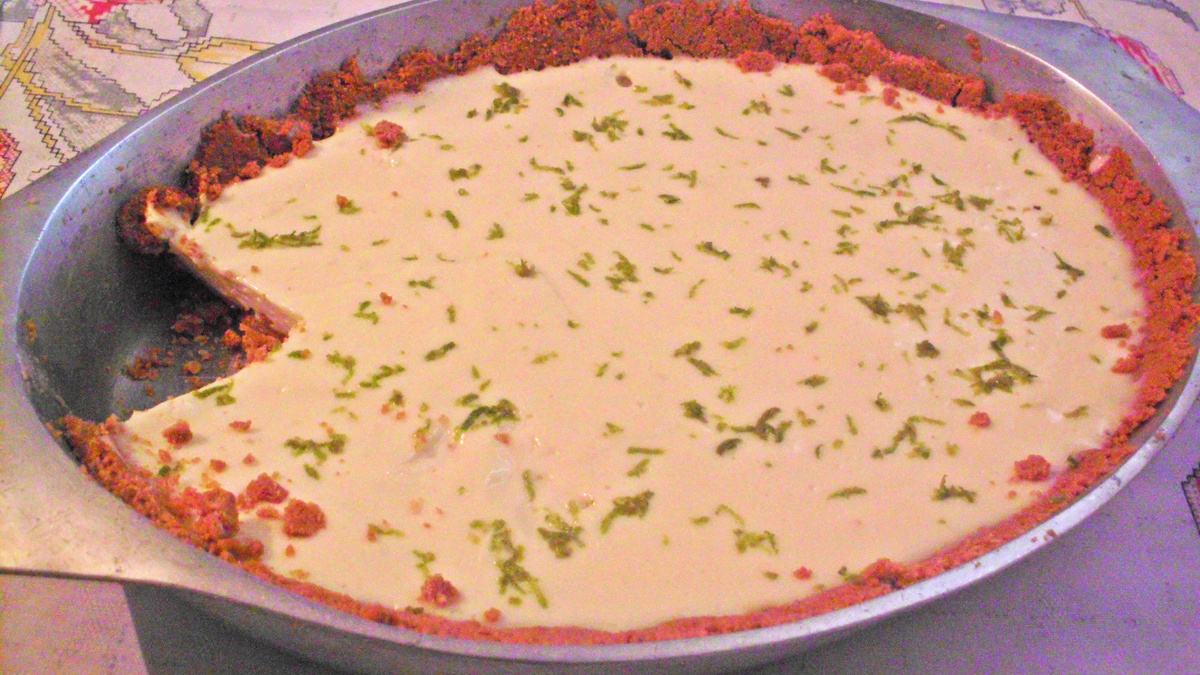 Torta de limão com bolacha maisena