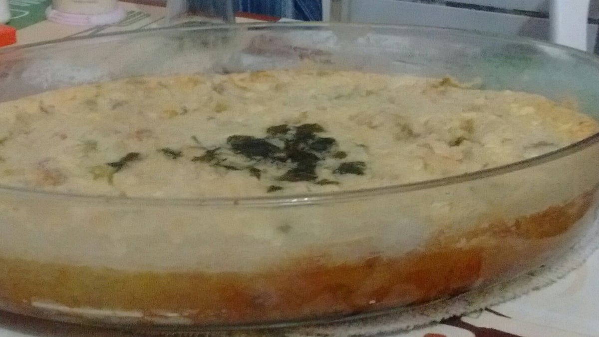 Torta de frango com seleta de legumes