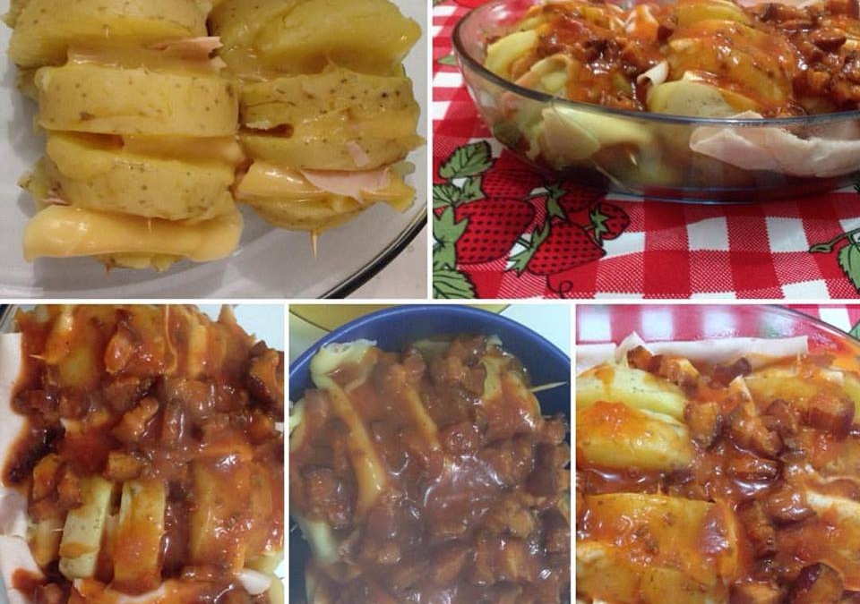Batata recheada com bacon e peito de peru