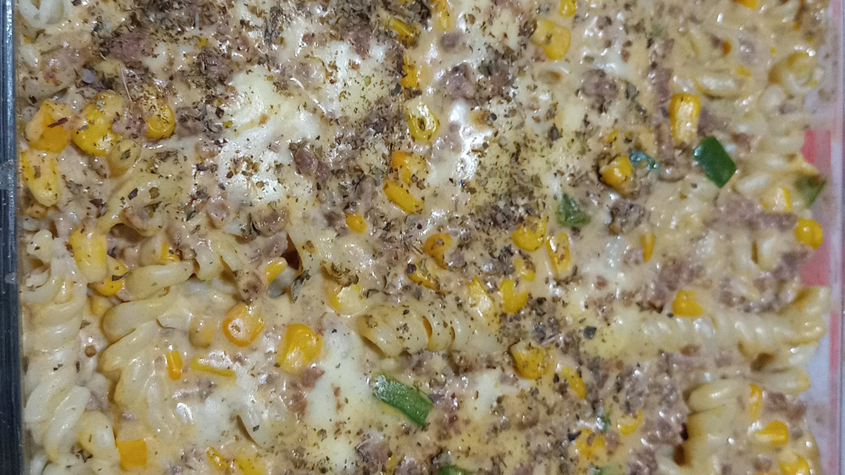 Macarrão com molho branco especial