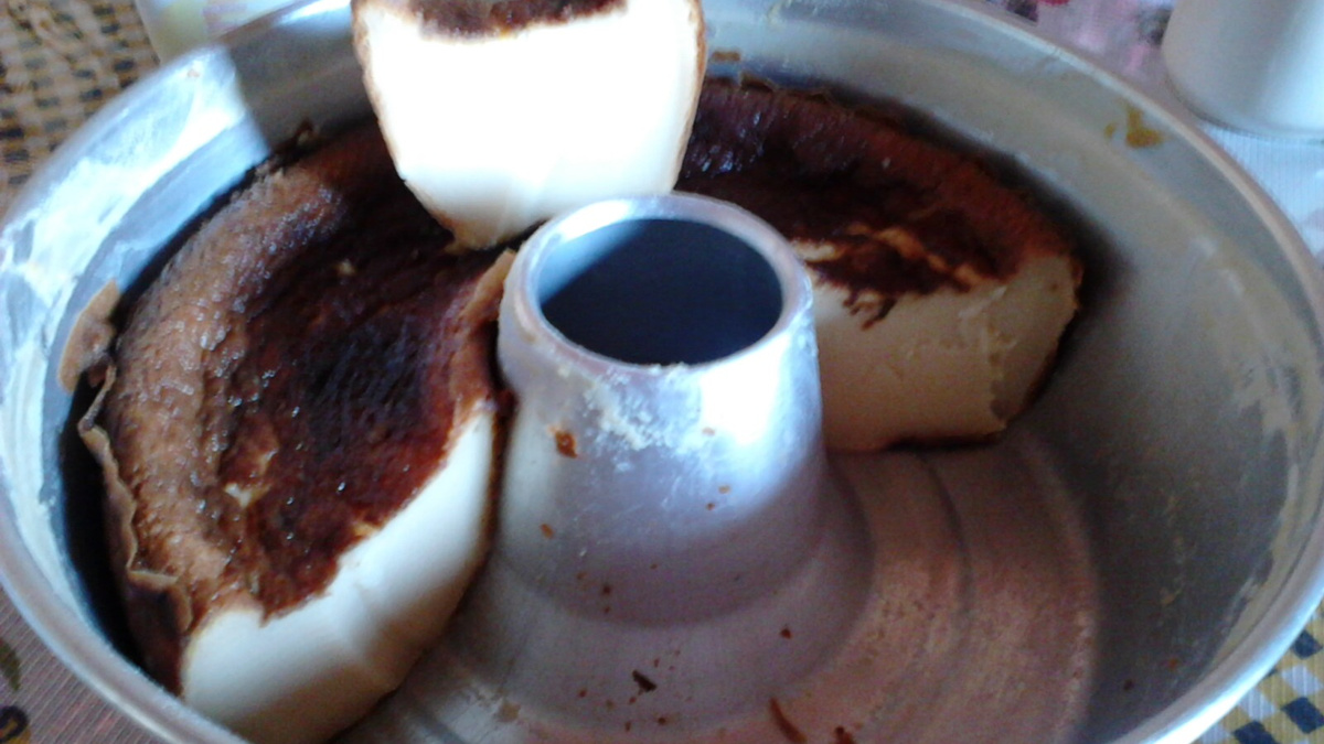 Bolo da Moça (bolo de leite condensado)