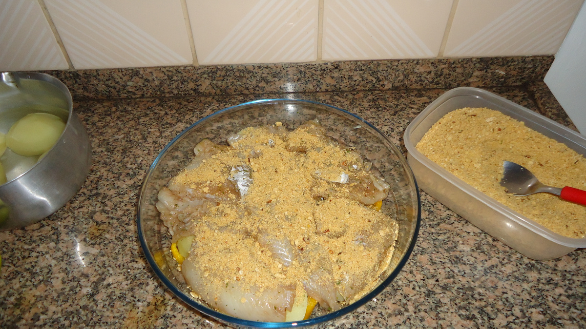 Tropicália de merluza ao forno