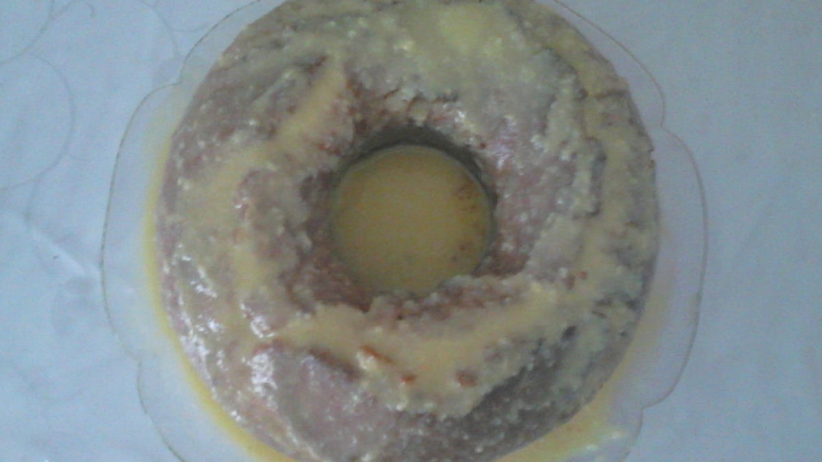 Bolo de maracujá cremoso