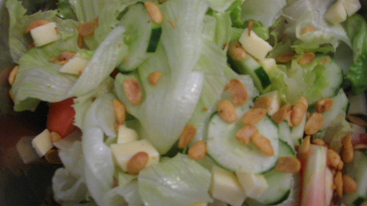 Salada básica com soja