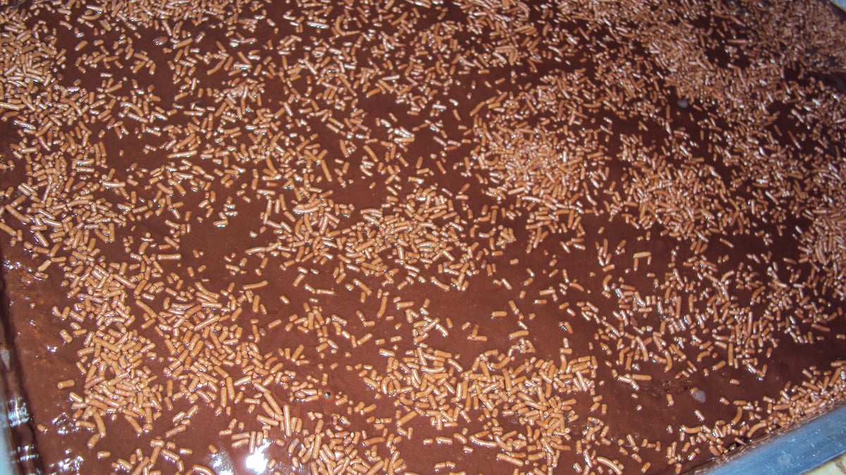 Bolo de chocolate molhado