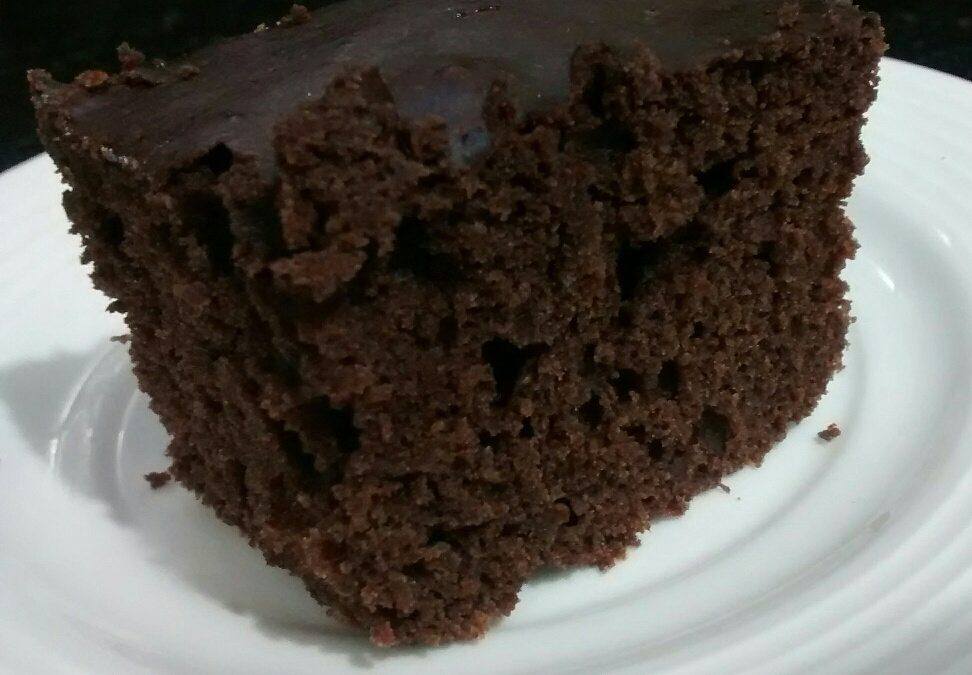 Bolo bandida (não precisa bater, basta misturar bem com uma colher)
