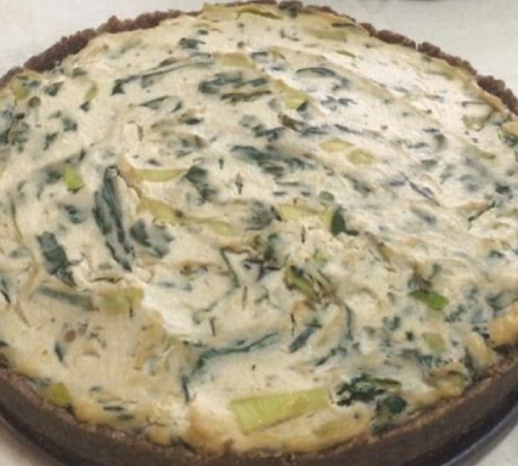 Quiche espinafre e alho poró (vegan)