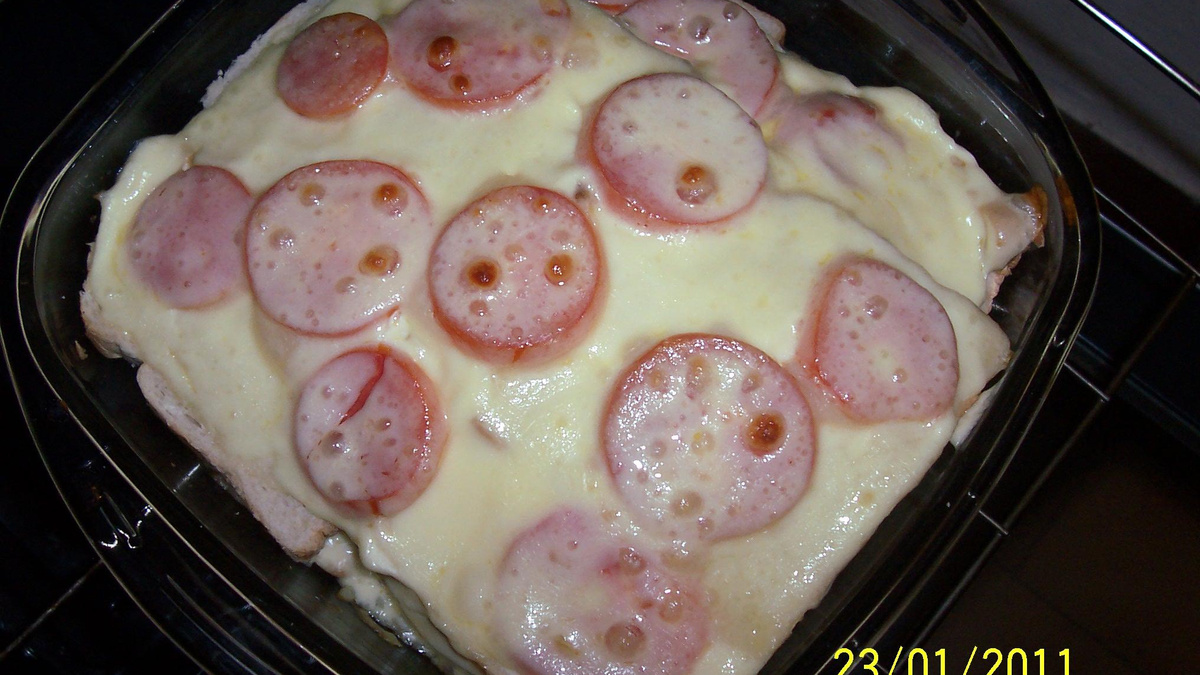 Sandubão quente de carne moída