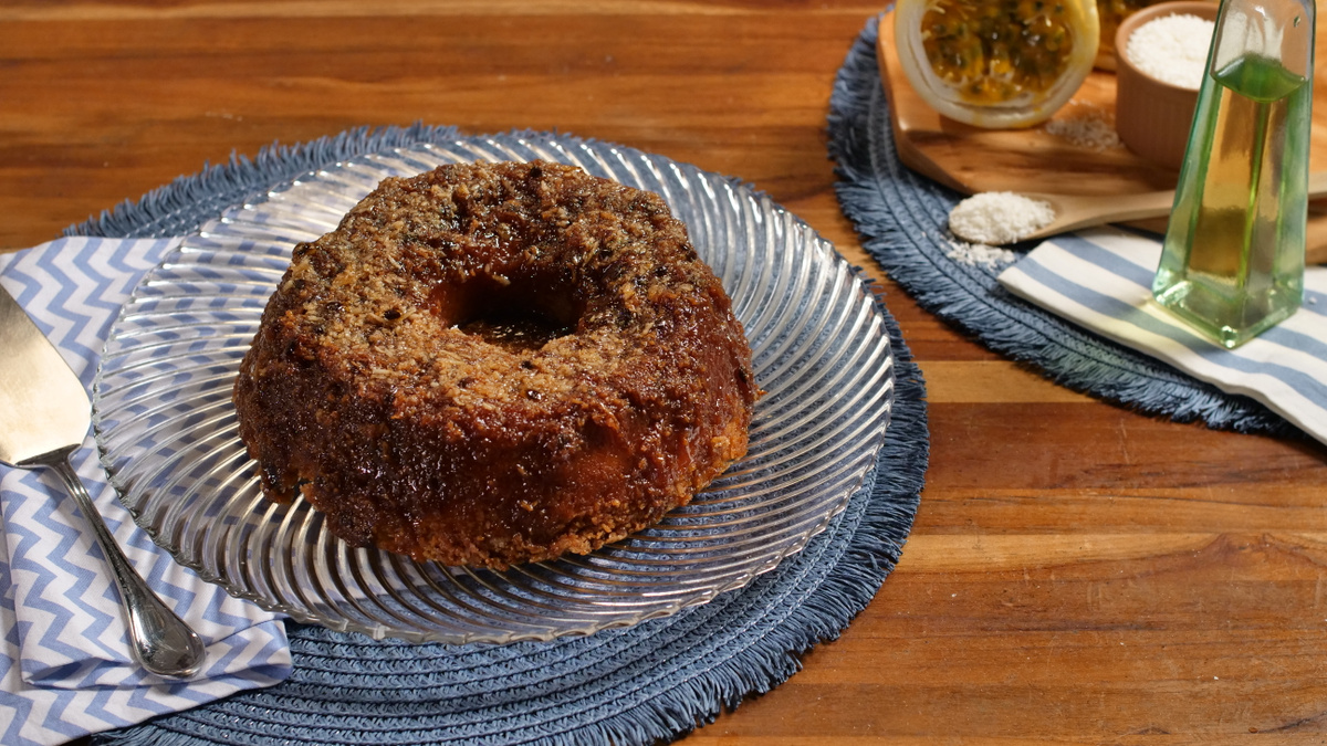 Bolo de coco invertido