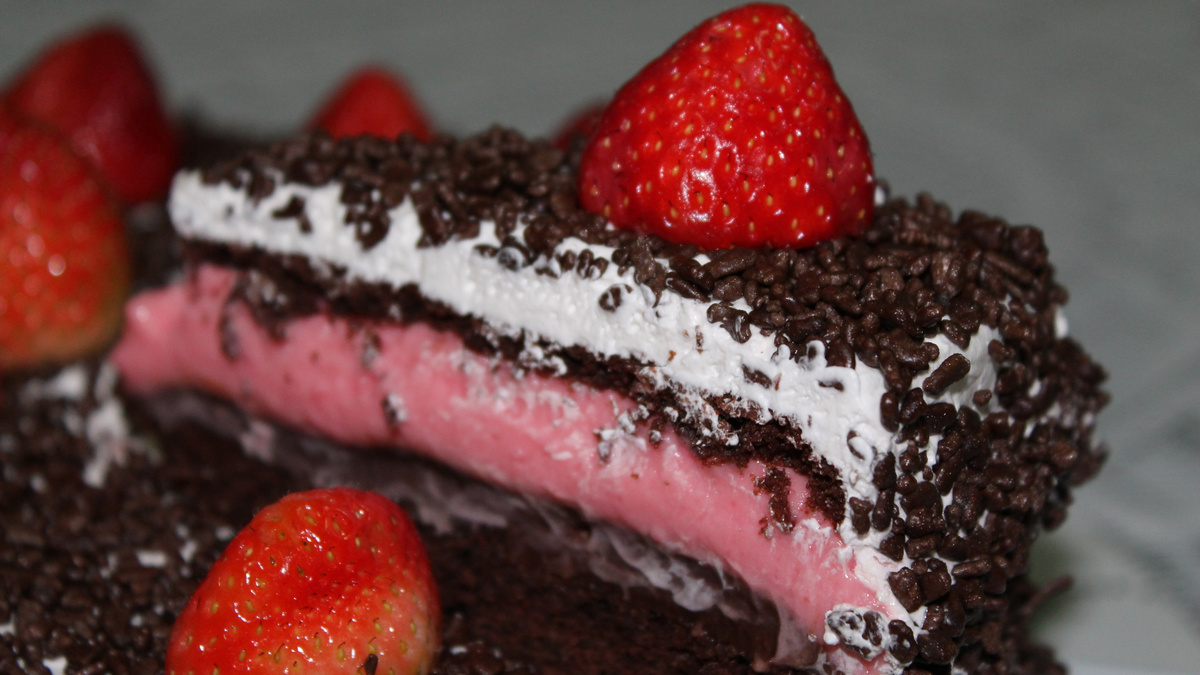 Torta trufada napolitana