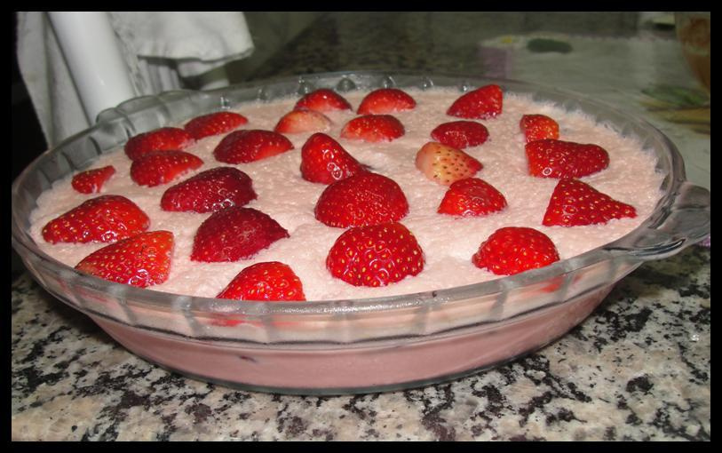 Falso mousse de morango (delicioso)