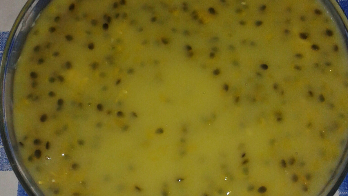 Pavê de bolo formigueiro com maracujá