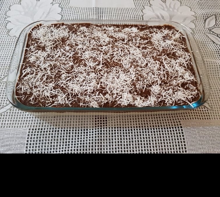 Pavê de ameixas pretas