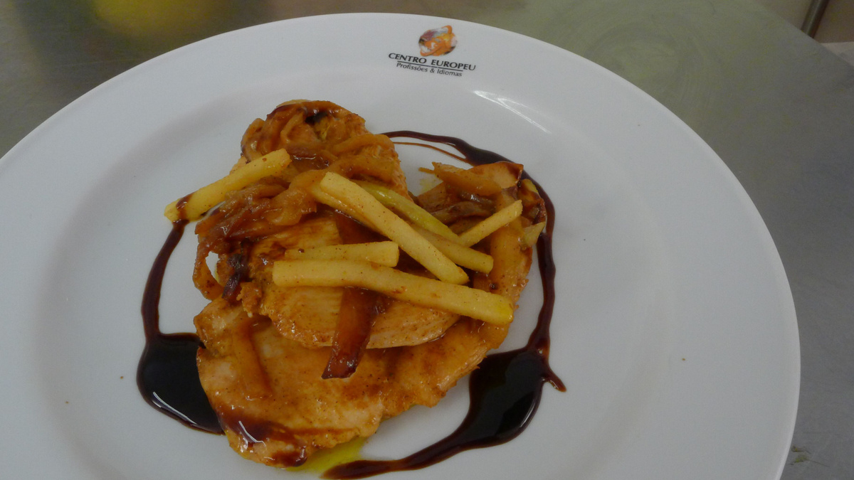 Filé de frango com maçã