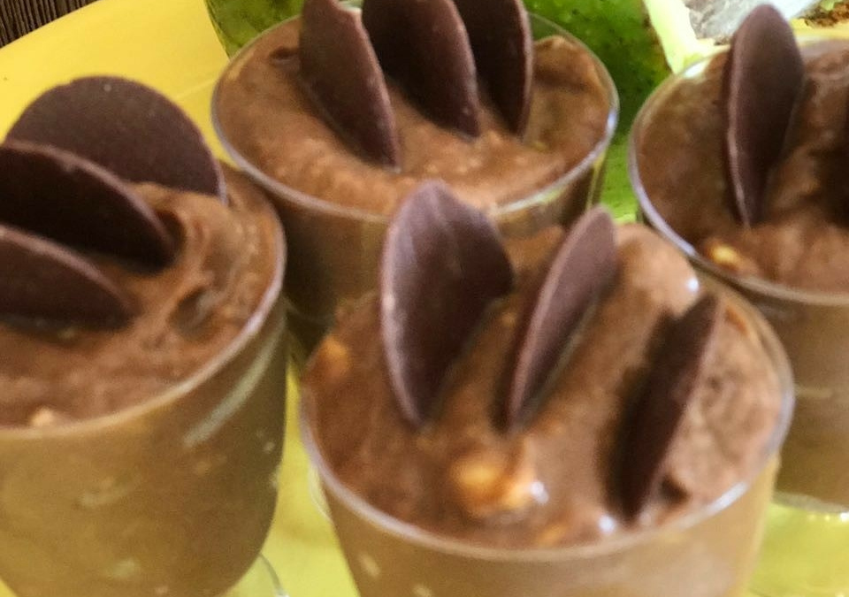 Brigadeiro de abacate com cacau