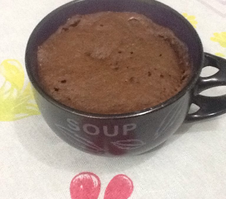 Bolo de caneca de nutella simples