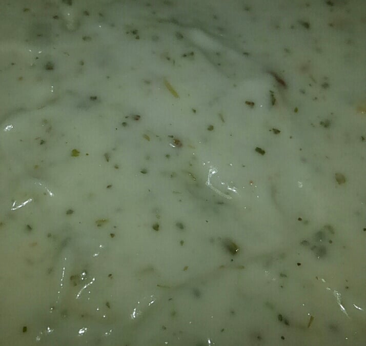Creme de alho temperado