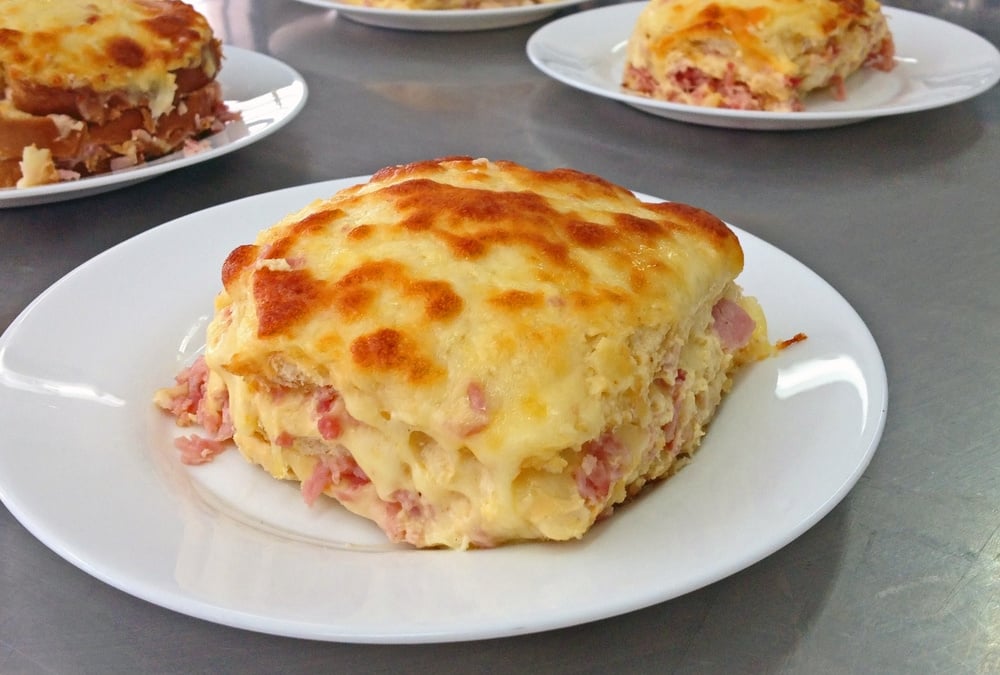 Lasanha de presunto e queijo