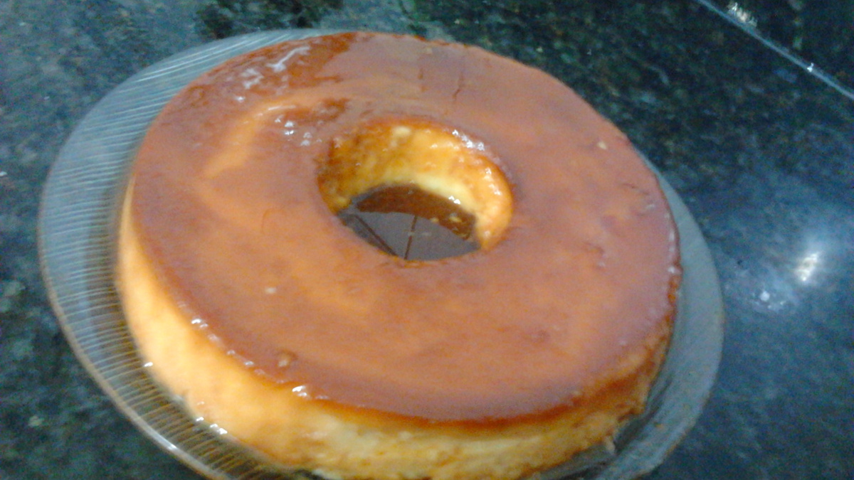 Pudim de Pão de Forma com Iogurte Natural