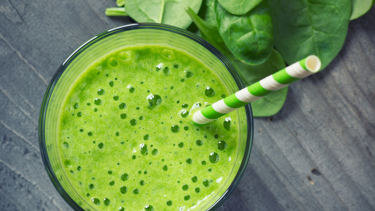 Suco de laranja, kiwi e espinafre