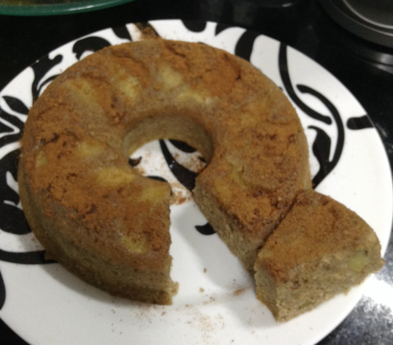 Bolo saudável de banana e maçã