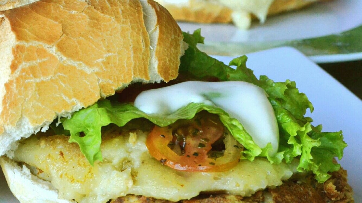 Sanduíche de pão francês