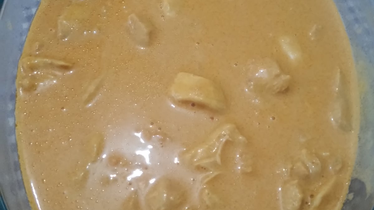 Strogonoff de frango com requeijão