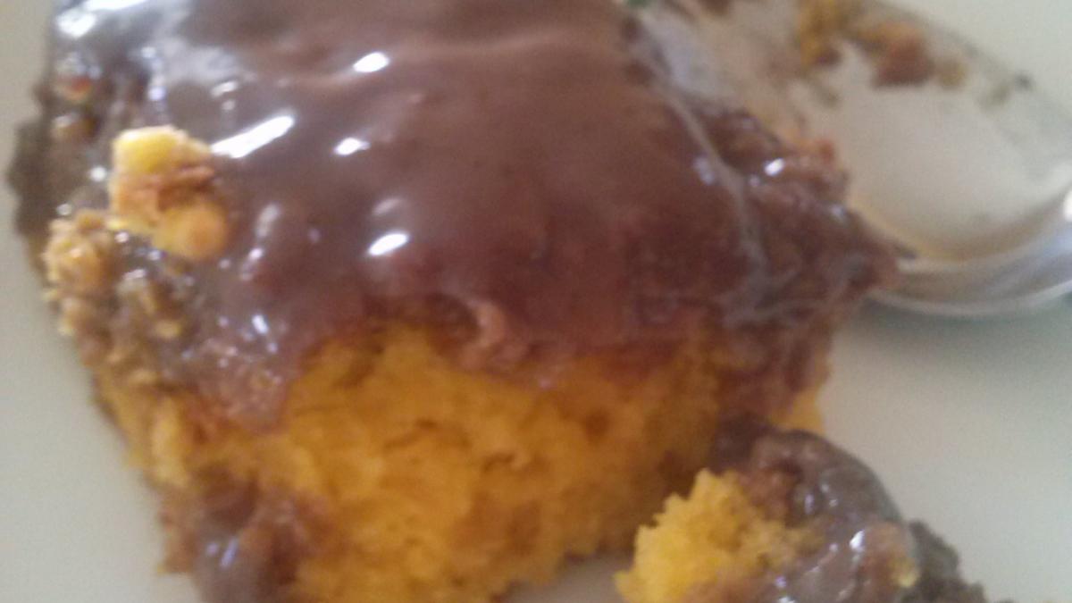 Bolo de cenoura com brigadeiro trufado Receita por Cozinha da Déa - Cookpad