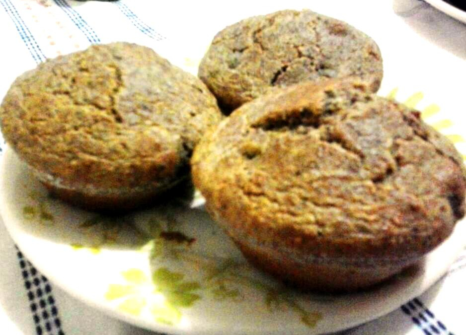 Muffins de azeitona e cebola