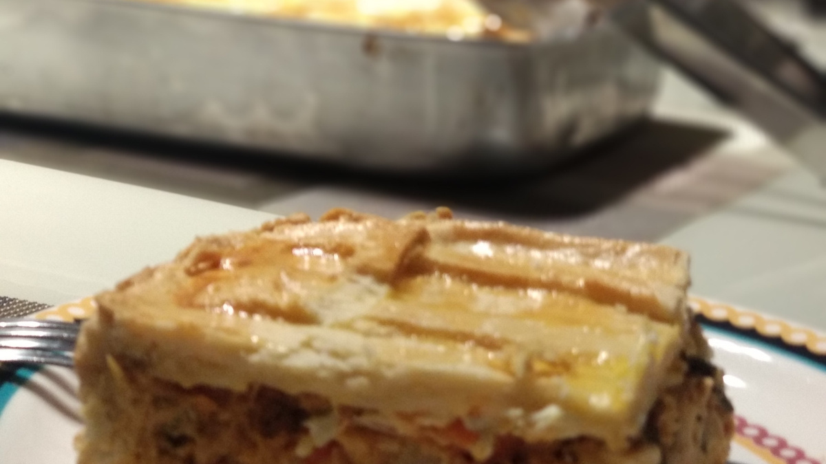 Torta de frango da dona Lúcia