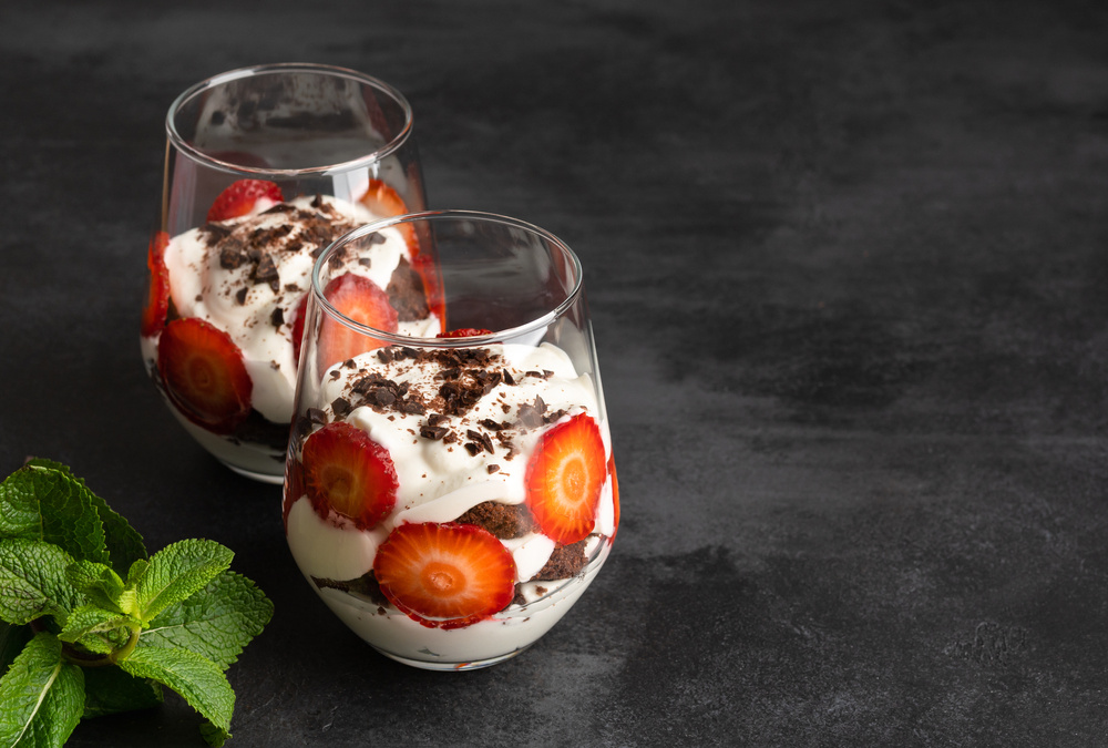 Pavê de morango com chocolate