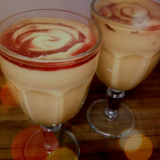 Creme de papaia com licor de cassis