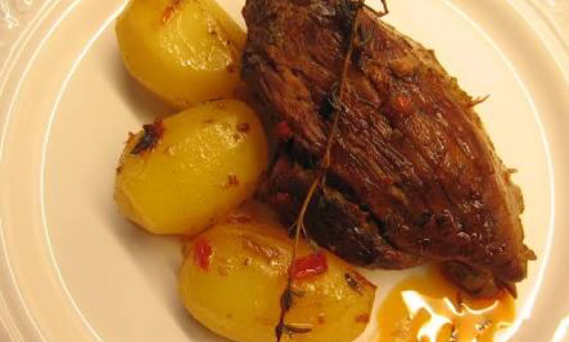 Alcatra assada com batatas