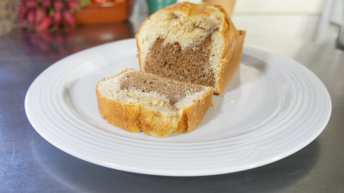 Bolo mármore para lanche
