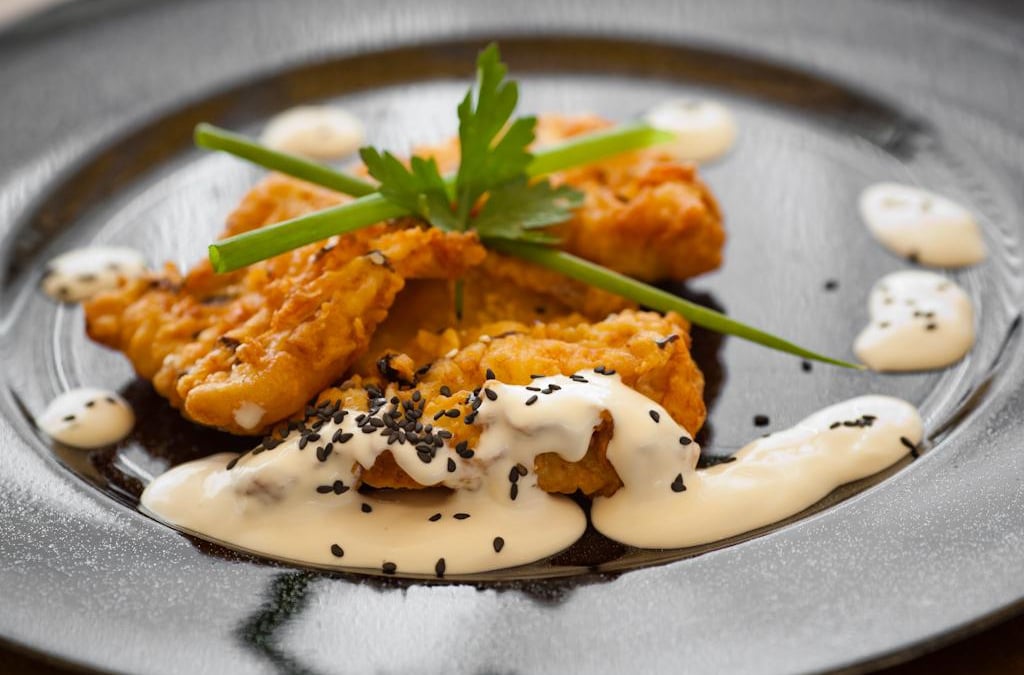 Filé de peixe com molho branco