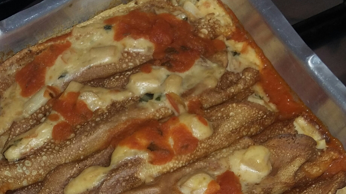 Panqueca de palmito com molho branco