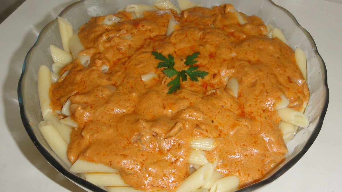 Macarrão penne ao queijo gorgonzola