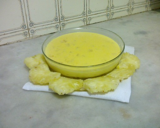 Gelatina delícia de abacaxi