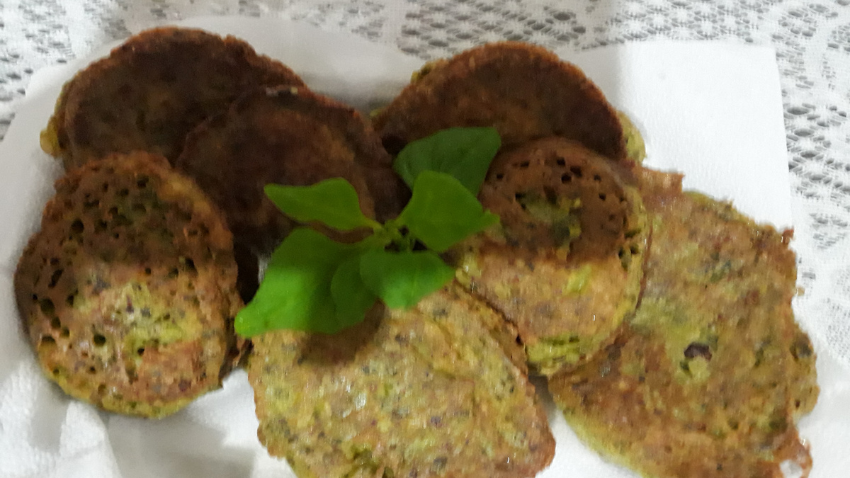 Bolinho de carne com espinafre